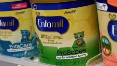 Retiran en EU latas de fórmula para bebés por bacteria mortal