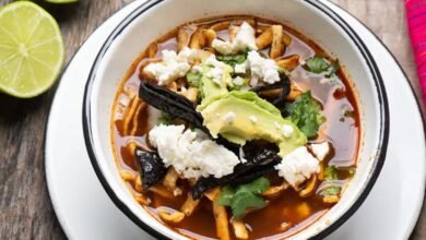 Sopa azteca: Un delicioso clásico de la gastronomía mexicana