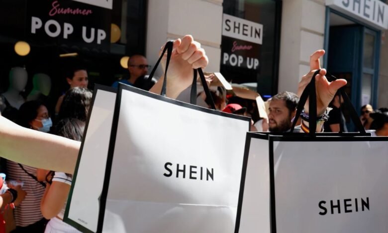 Francia busca penalizar la moda fast fashion de empresas como Shein