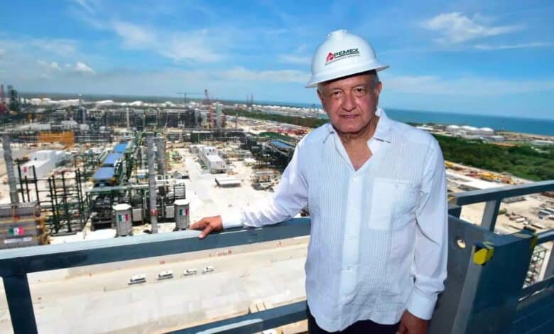 AMLO refinería.