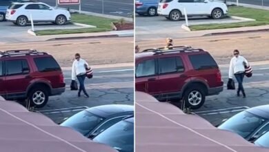 Video: Captan a misteriosa mujer “congelada” en estacionamiento