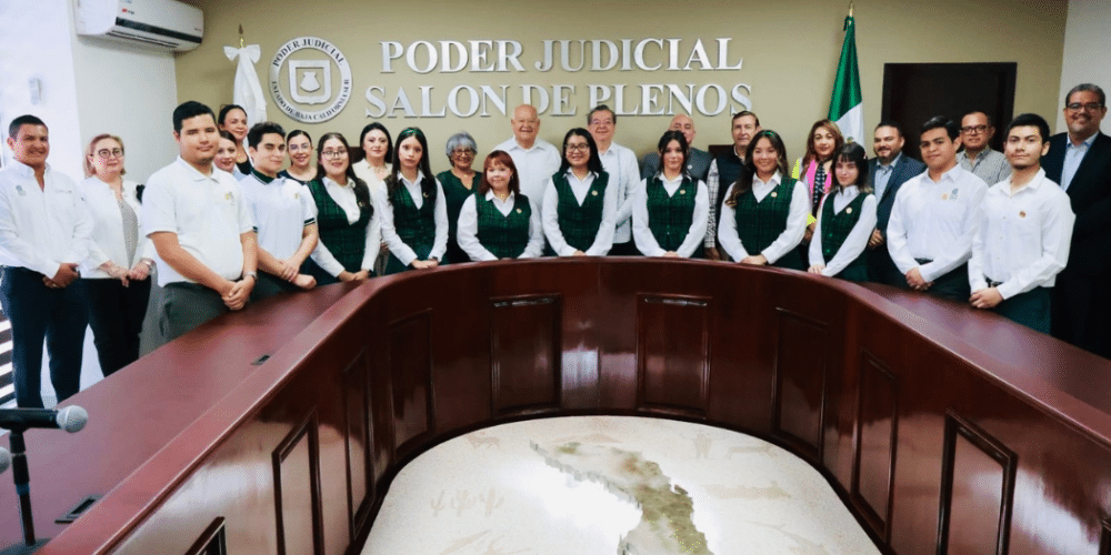 Asiste gobernador Víctor Castro a la instalación del 1er pleno juvenil del TSJ y del consejo de la judicatura