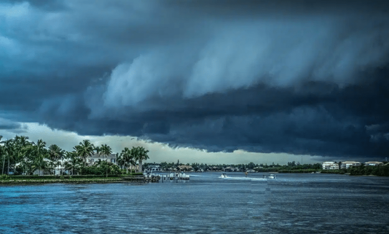 Tormentas tropicales traen lluvia y calor intenso