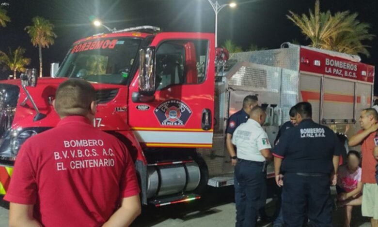 Histórica entrega de un nuevo camión de bomberos para La Paz