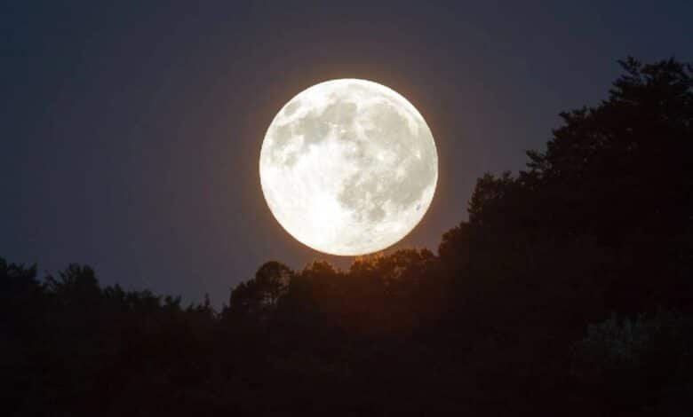 Superluna Llena del Esturión: que es y dónde verla