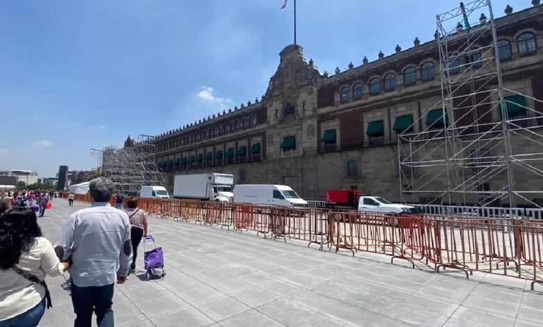 Inicia blindaje de Zócalo capitalino previo a informe de AMLO