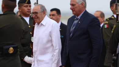 Presidente de Cuba llega a México para investidura de Sheinbaum