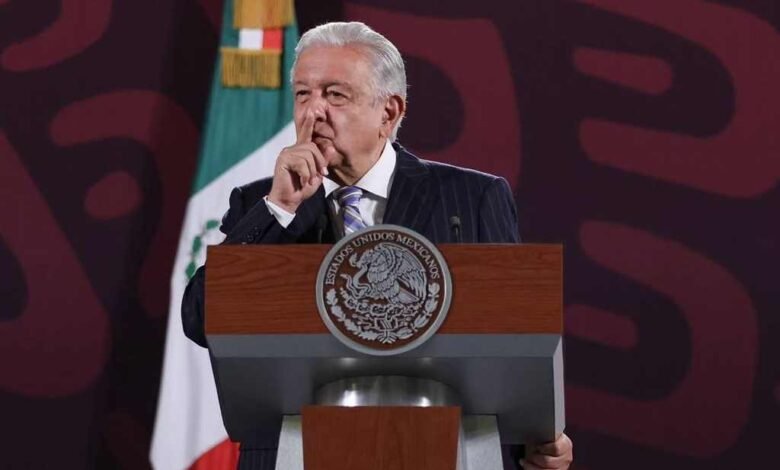 AMLO reprocha el "escándalo" ocasionado por "desayuno modesto"