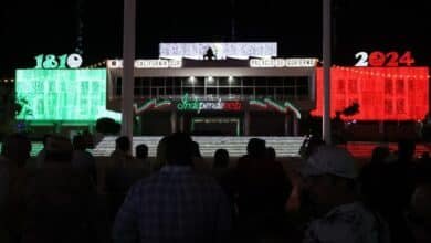 Plaza de la Reforma se ilumina de patriotismo: Así se vivió el encendido de luces en BCS