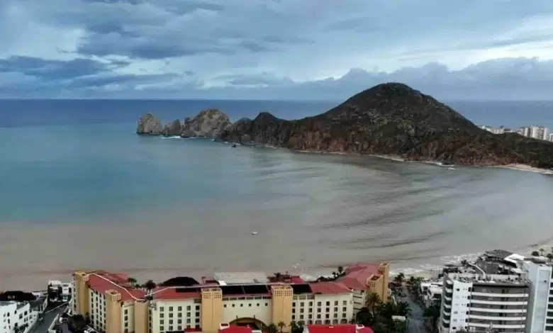 Después de la tormenta, Los Cabos retoma la normalidad