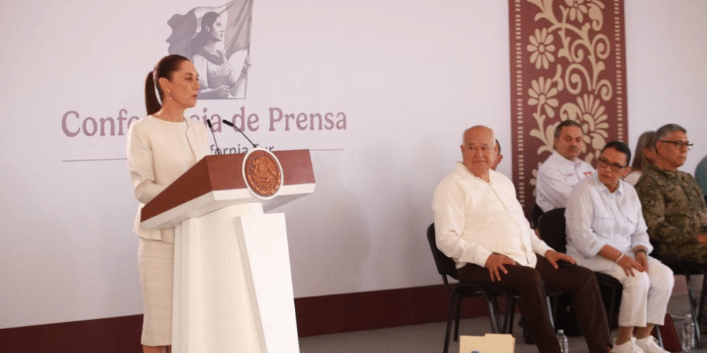 Claudia Sheinbaum realiza la primera “Mañanera del Pueblo” fuera de la Ciudad de México en BCS