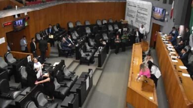 Para "limpiar asperezas", Samuel García se reúne con diputados