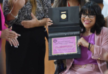 Amanda Urbán: Primera mujer con discapacidad en recibir la Medalla Dionisia Villarino