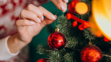 ¡Adiós a las esferas! Esta es la nueva forma de adornar el árbol de Navidad 2024