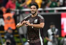 Raúl Jiménez entre los históricos goleadores de la Selección Mexicana