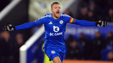 Jamie Vardy se despide del Leicester City (Foto por Sky News)